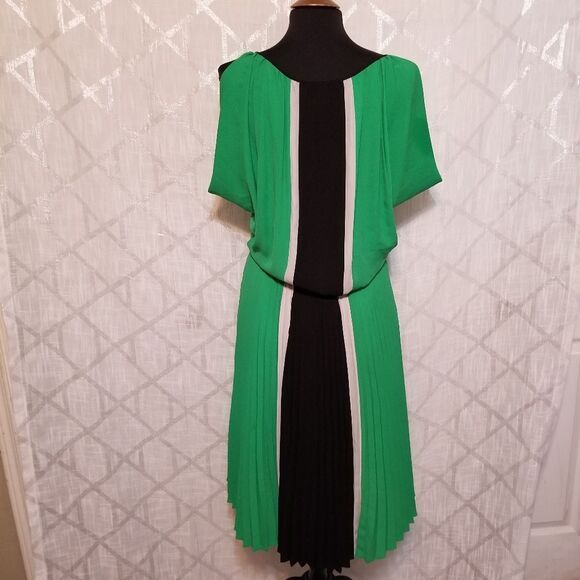BCBGMaxazria Dress Womrns Small Green Black Chiffon Color Block - Picture 6 of 10
